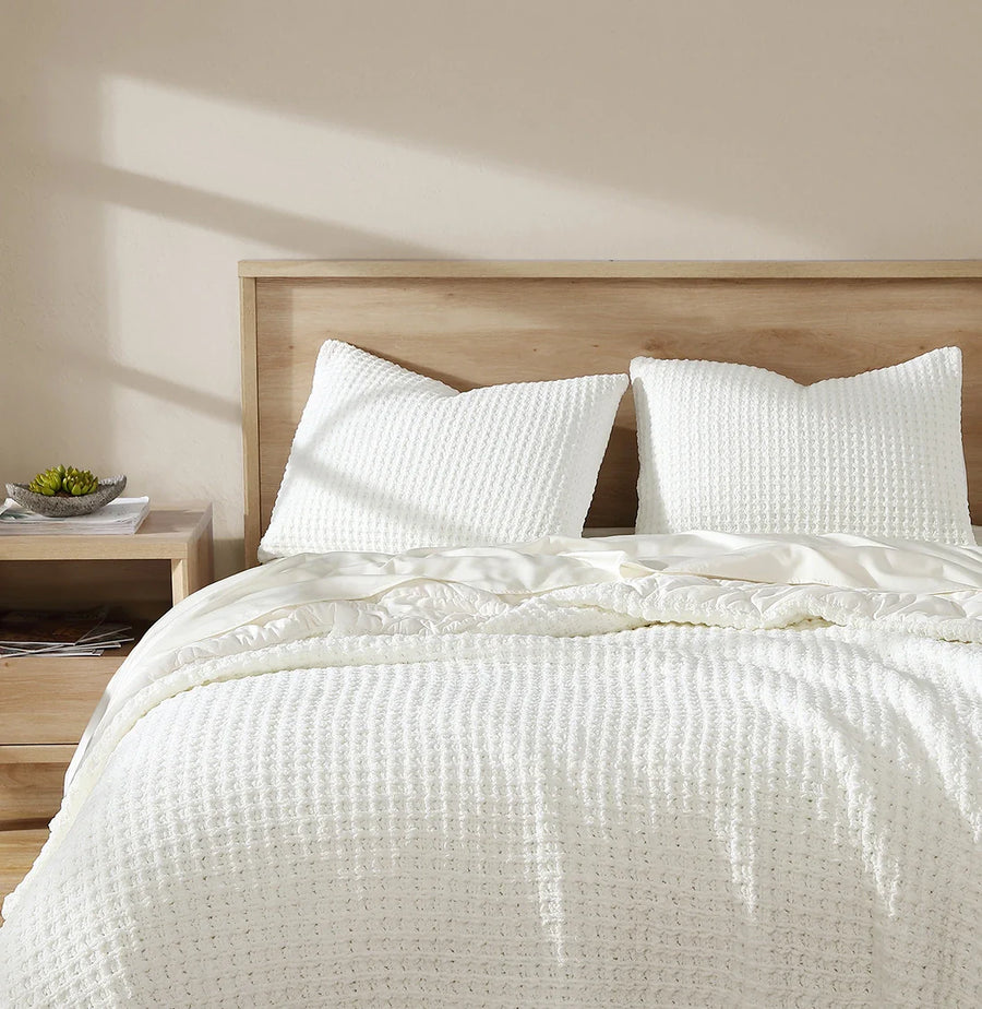 Snug Waffle Comforter Bundle Off White