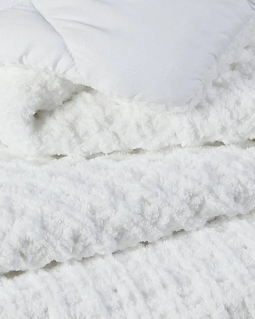 Snug Waffle Comforter Bundle Clear White