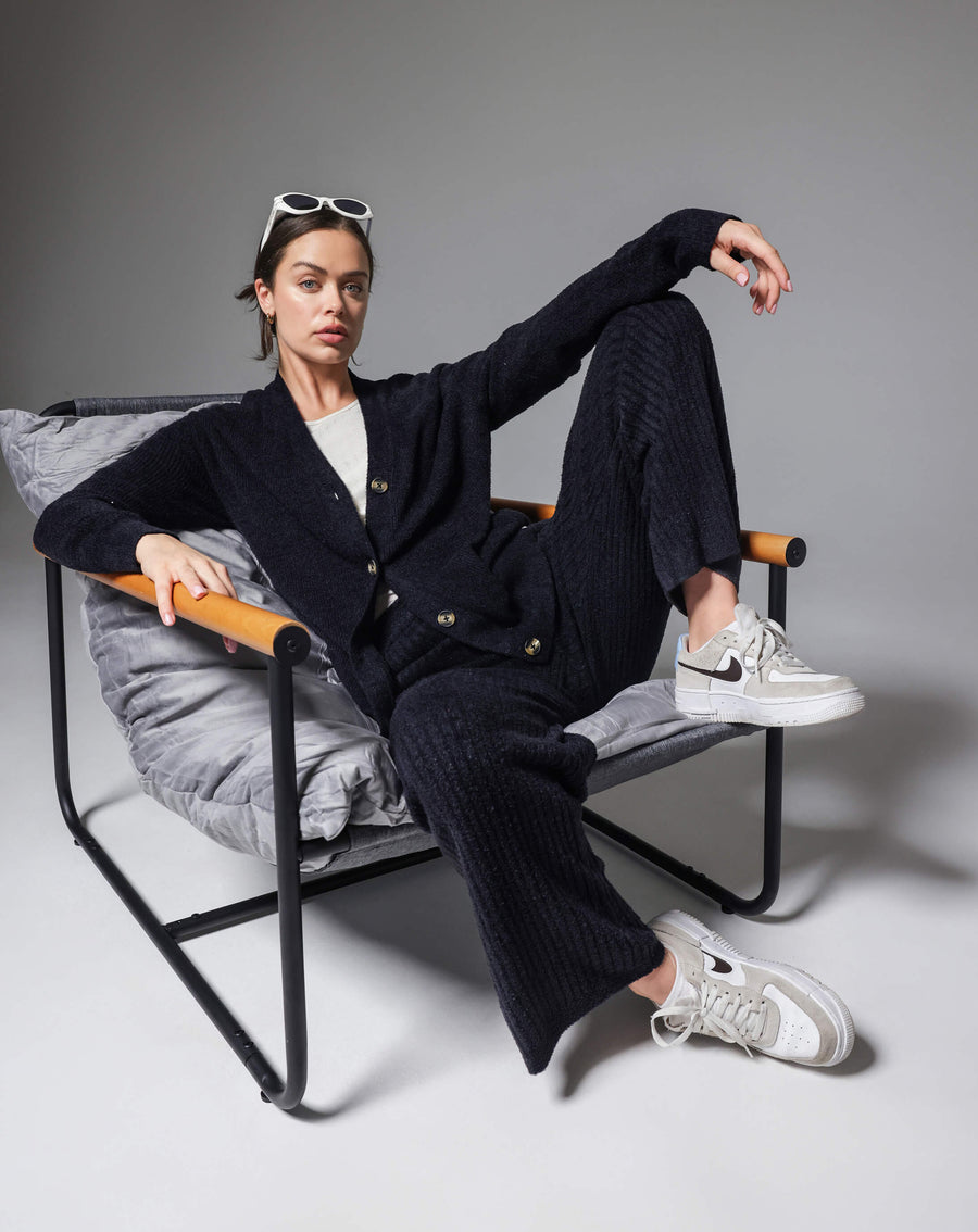 Cloud Cool Oversized Ribbed Buttoned Cardigan Coal