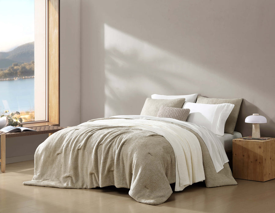 Cloud Silque Bed Blanket Clear White