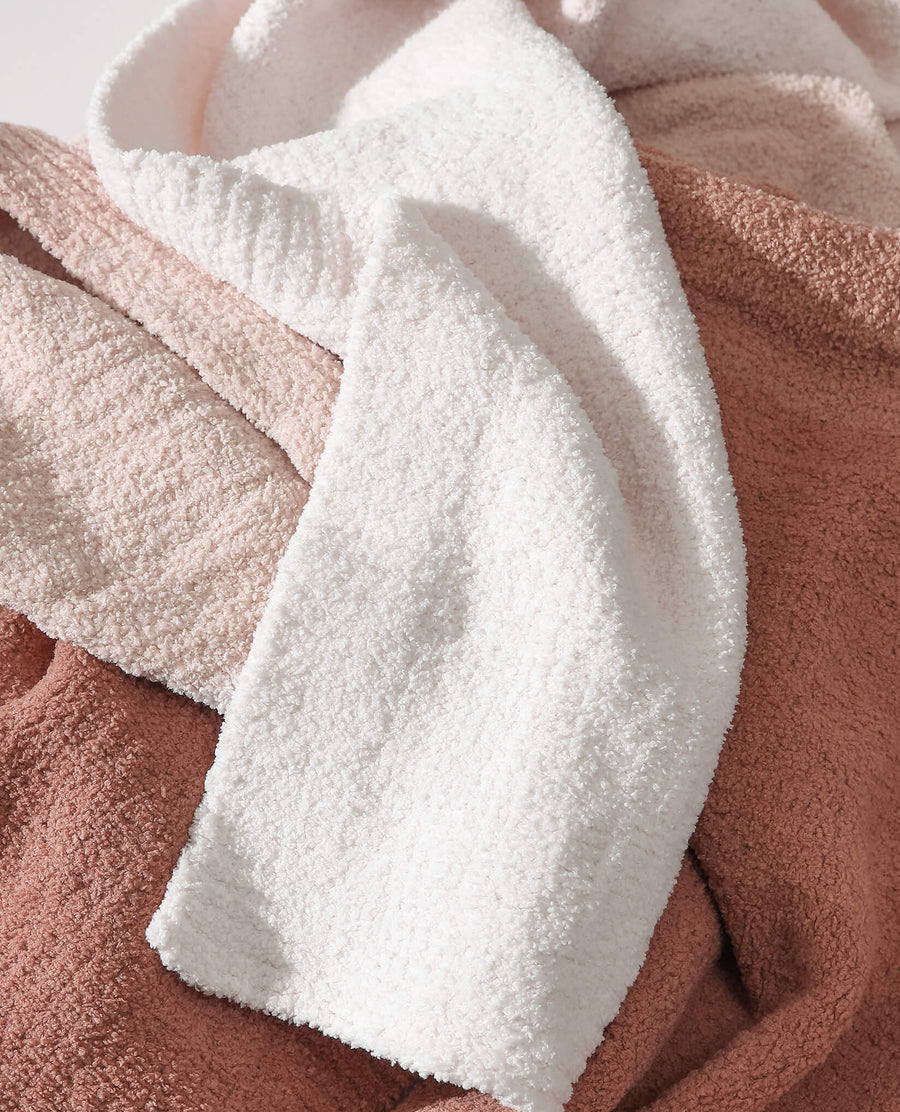 Ombre Lightweight Throw Pretty Pink