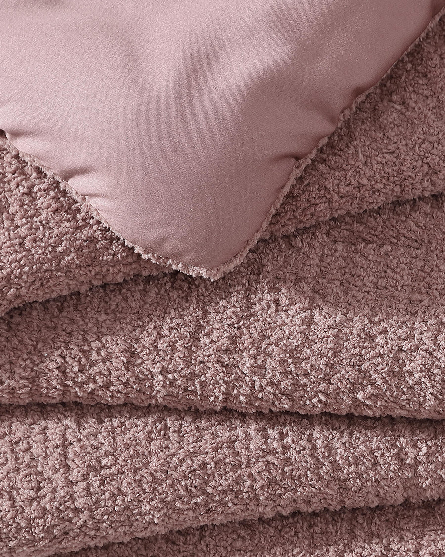 Snug Stitch Comforter Bundle Rose