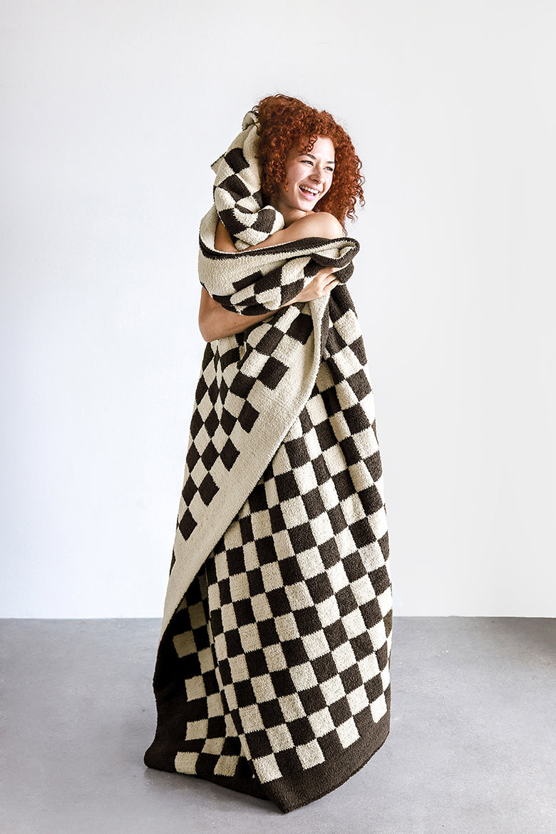 Checkerboard throw Mocha - Sahara Tan
