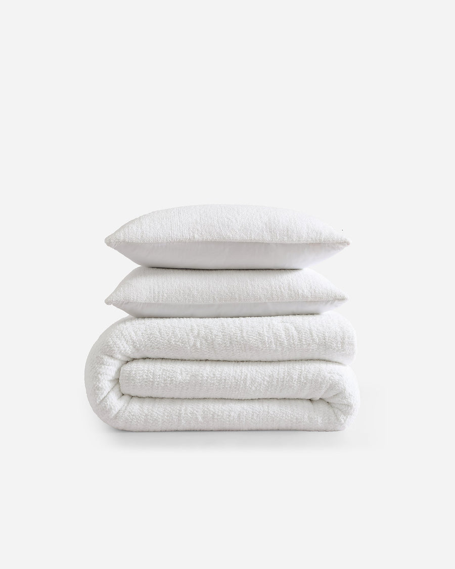 Snug Stitch Comforter Bundle Clear White