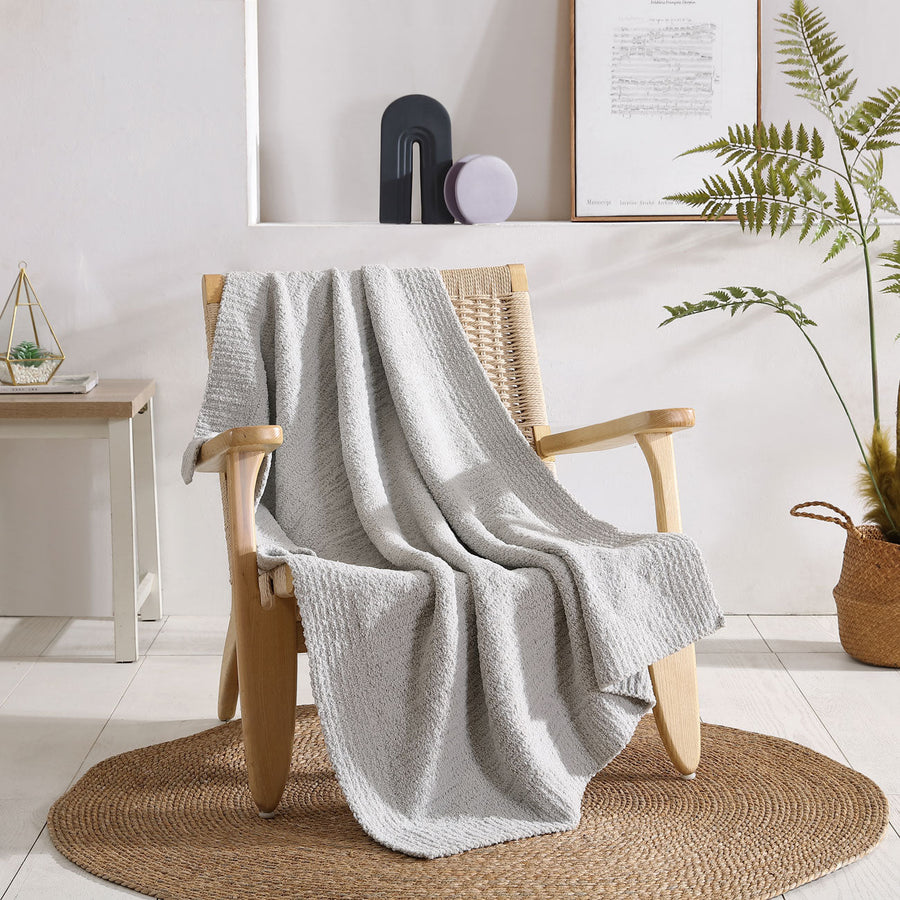 Snug Throw Cloud Gray