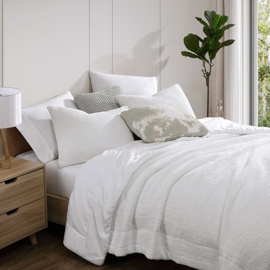Snug Cooling Move In Bundle Clear White