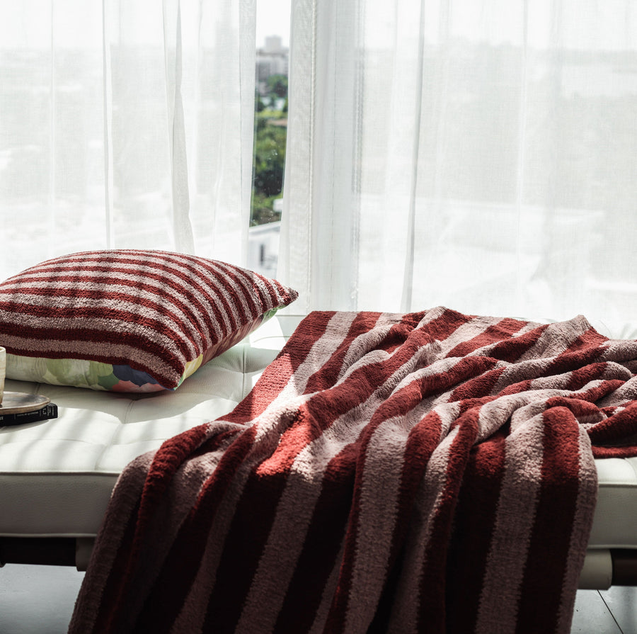 Sunset Soiree Lightweight Throw Cherry