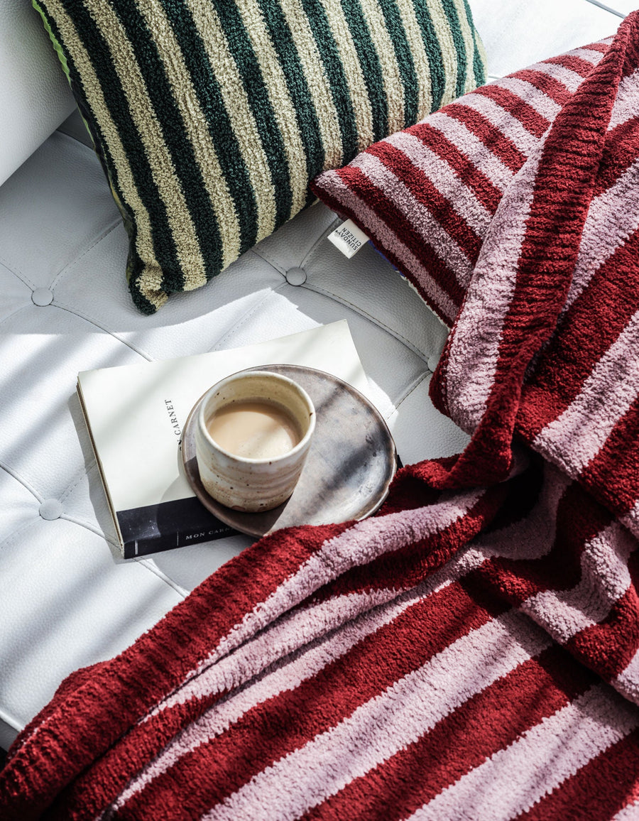Sunset Soiree Lightweight Throw Cherry