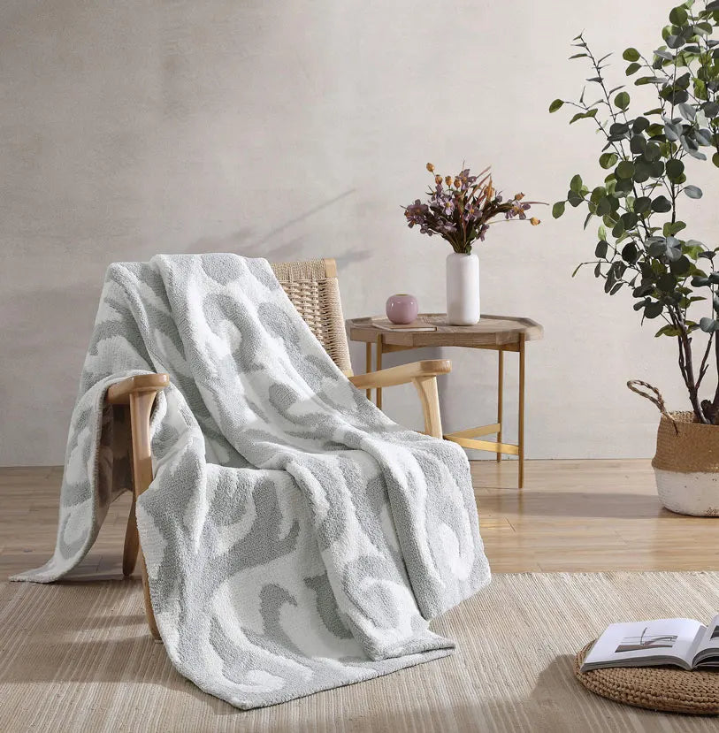 Casablanca Throw Cloud Gray - Off White