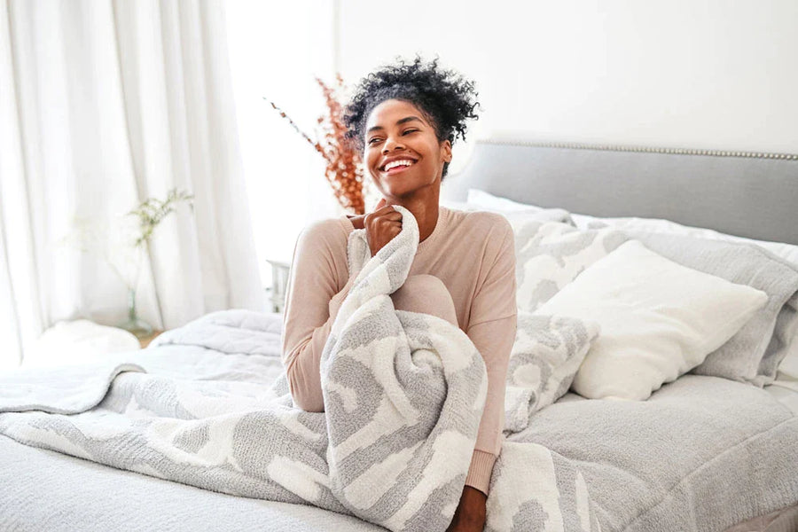 Casablanca Throw Cloud Gray - Off White
