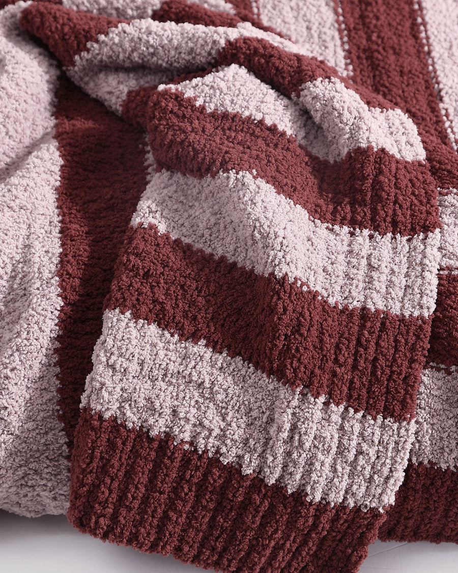Sunset Soiree Lightweight Throw Cherry