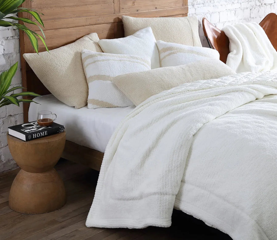 Snug Comforter Off White