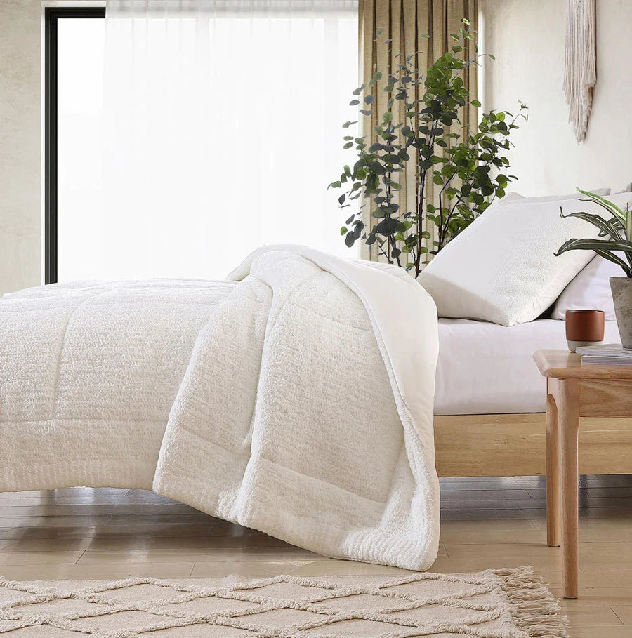 Snug Quilted Comforter Off White