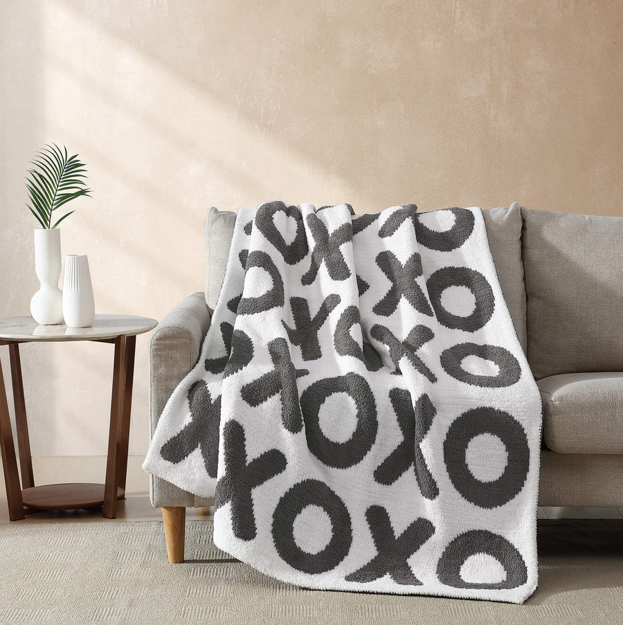 XOXO Throw Granite - Off White