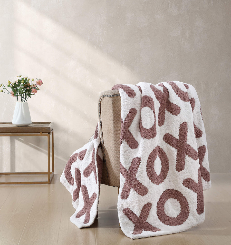 XOXO Throw Rose - Off White
