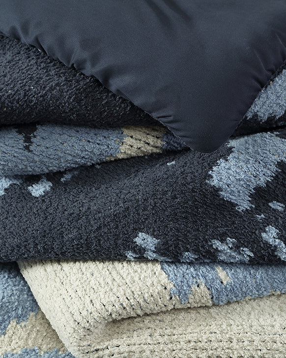 Double Snug Pixel Comforter Ocean